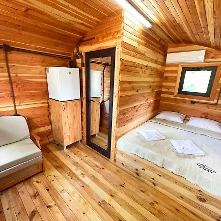 Pensiune карамановите къщи