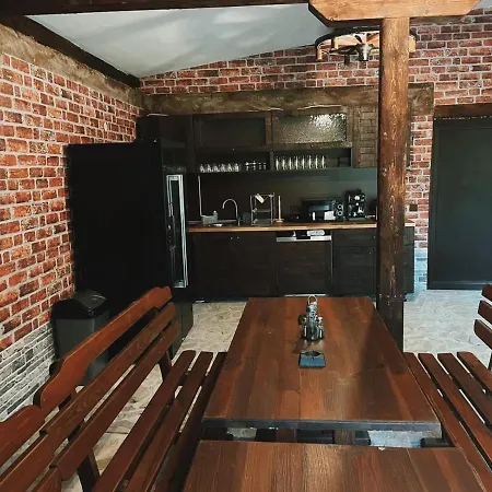 карамановите къщи Gasthof Aprilzi