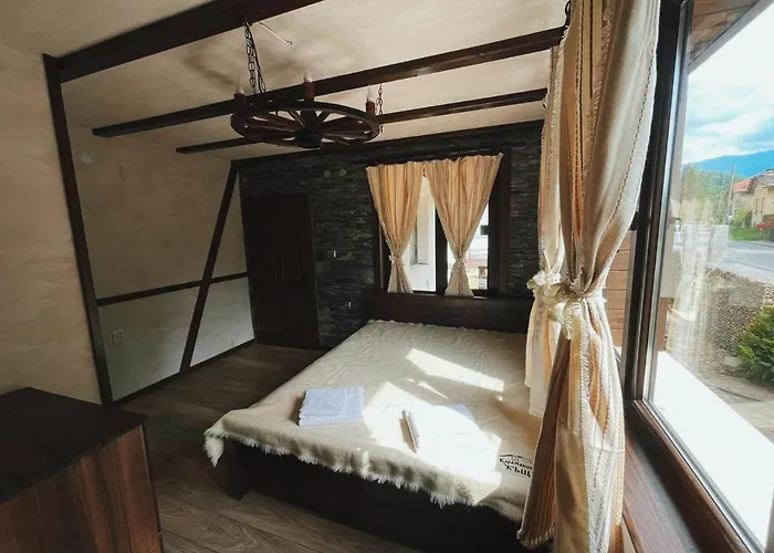 карамановите къщи 阿普里尔齐