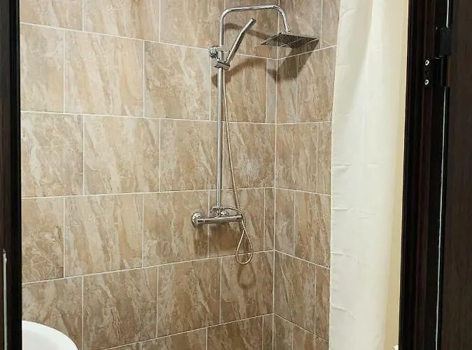 招待所 карамановите къщи 3*