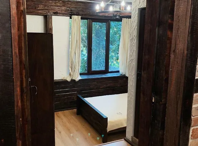 招待所 карамановите къщи 3*