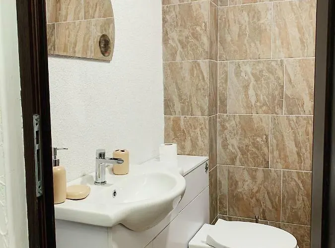 招待所 карамановите къщи