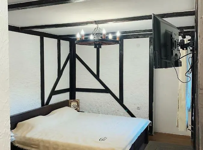 招待所 карамановите къщи