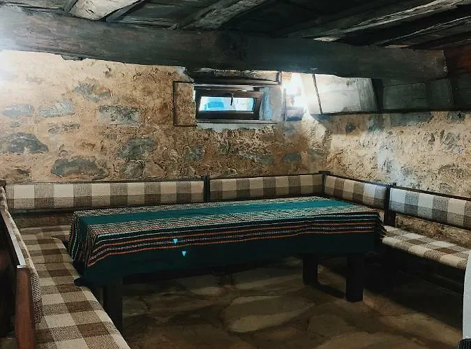 карамановите къщи 阿普里尔齐