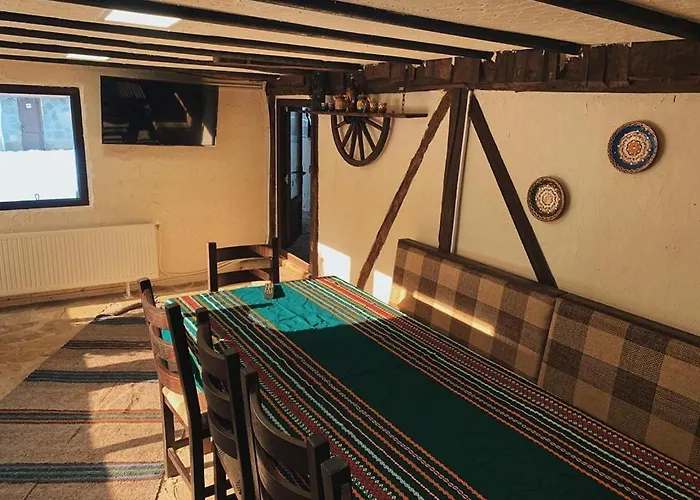 карамановите къщи 3*